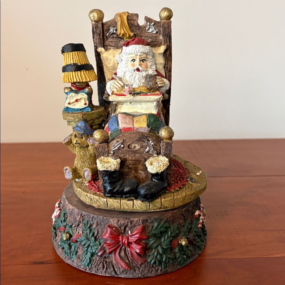 Santa Claus Christmas Music Box Figurine Working Wind Up Holiday Decor
